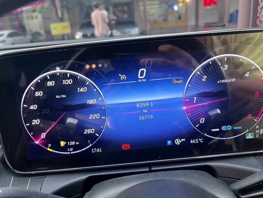 รหัสรถ KPV6703 2023 Benz C220d AMG หลังคาแก้ว 12