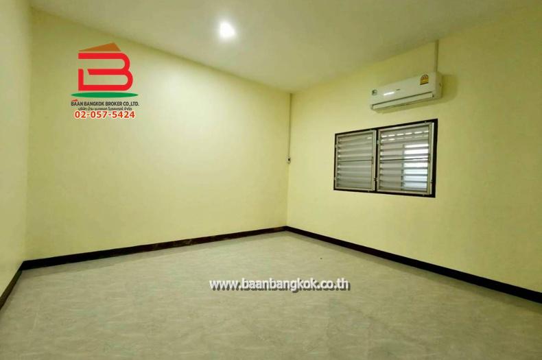 บ้านเดี่ยว หมู่บ้าน มัณฑวรรณ ซอยสายไหม 37 เนื้อที่ 48.3 ตารางวา ใกล้ตลาดเอซี.สายไหม เขตสายไหม 8