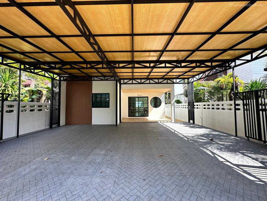 เสริมศิริวิลเลจ ถ.รามอินทรา 40 2