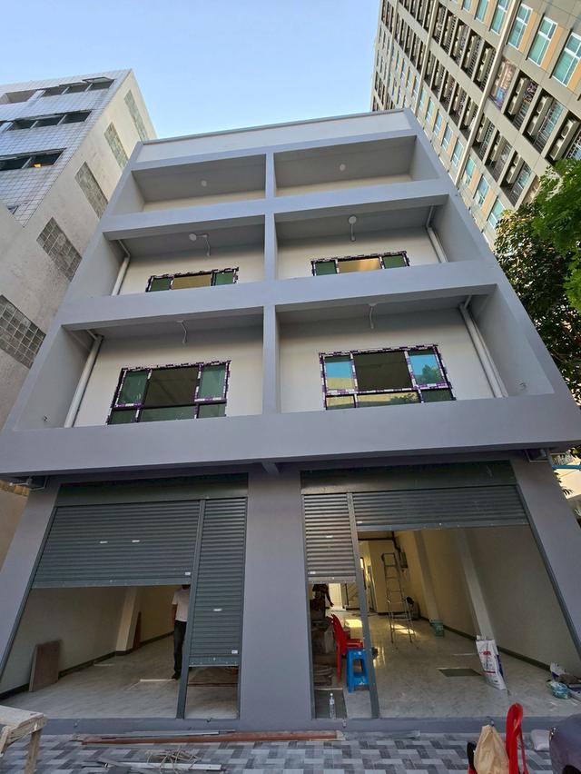 ให้เช่า อาคารพาณิชย์ ทำเลทอง ใกล้ MRT Interchange เตาปูน 70 เมตร ติดถนนใหญ่,ป้ายรถเมล์ 1