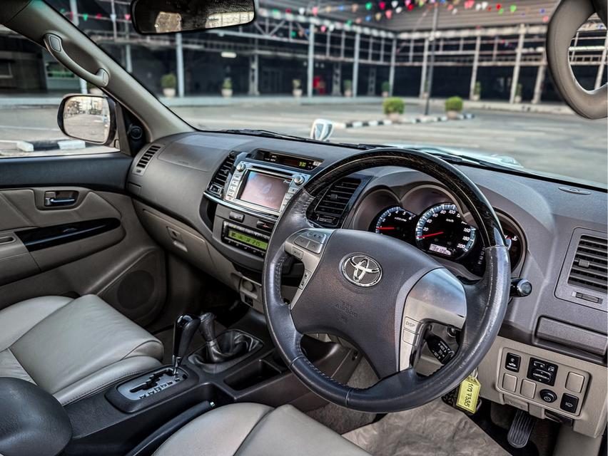 ขาย Toyota Fortuner 3.0v 4wd ปี12 11