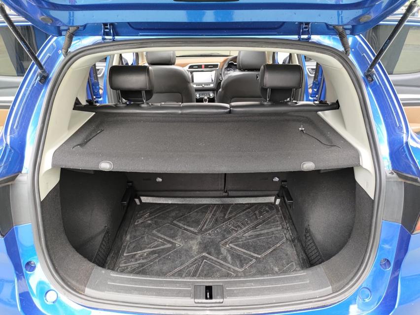 ขายรถ MG ZS 1.5X sunroof ปี 2020 สีน้ำเงิน เกียร์ออโต้ 17