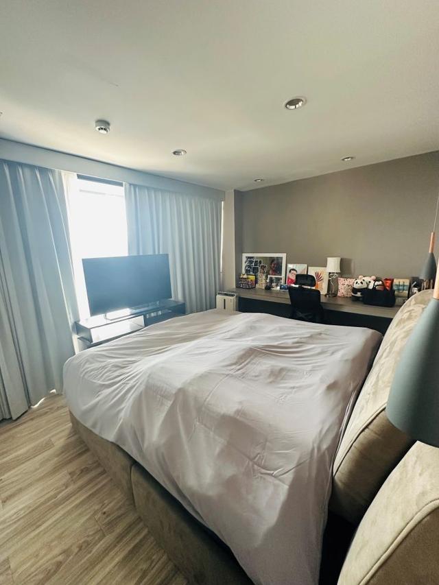 ขายคอนโด The Unique 10 ซ. ลาดพร้าว 10 Penthouse ชั้น 8 ห้องเดียวในโครงการ พร้อมเข้าอยู่ ใกล้ MRT ลาดพร้าว 3
