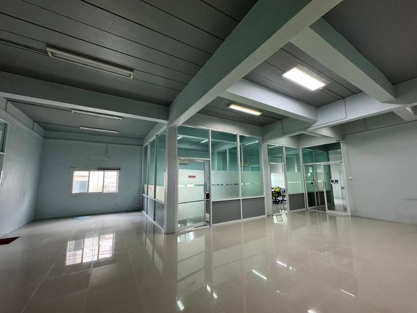 ขาย–เช่า โฮมออฟฟิศ 3 ชั้น นิคมอมตะนคร ชลบุรี พร้อมอุปกรณ์สำนักงานครบครัน จอดรถได้จุใจกว่า 15 คัน 17