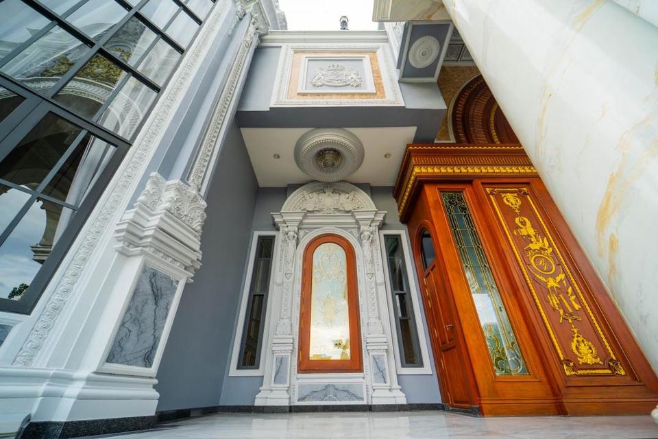 บ้าน ขายคฤหาสน์หรู พุทธมณฑลสาย 3 ราคา 250 ล้านบาท ตกแต่งสวยหรูพร้อมเข้าอยู่ 3