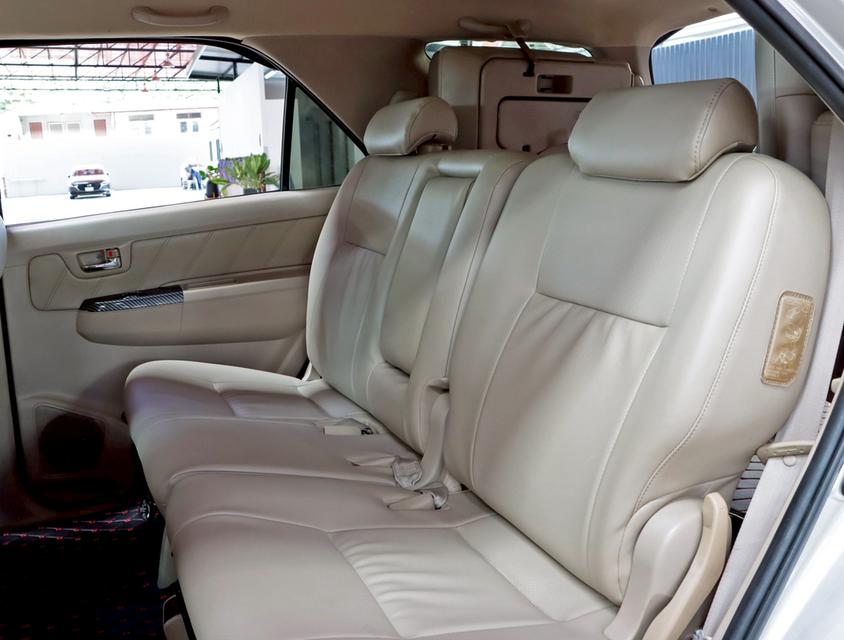 TOYOTA FORTUNER 3.0 V 4WD ปี 2006 15