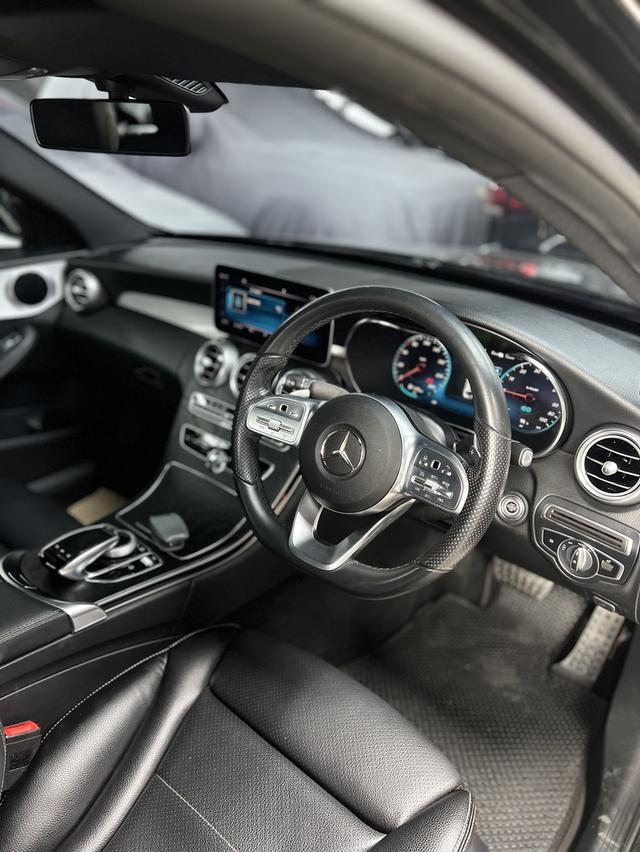 Benz C300e AMG