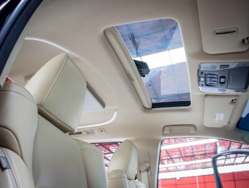 TOYOTA VELLFIRE 2.5 HYBRID X E-FOUR ปี 2021 11