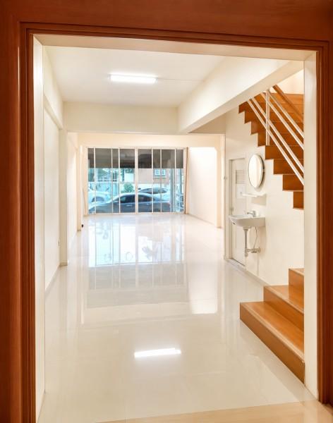 ตลาดปัฐวิกรณ์ 1.2 กม. ถ.นวมินทร์46-54 โลตัส สุขาภิบาล1 โฮมออฟฟิศ 3.5 ชั้น 3นอน 3น้ำ แม็กซ์แวลู นวมินทร์ 63 799 ม. 6