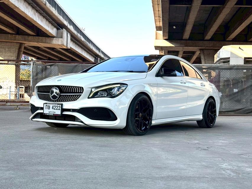 ขายรถ Benz CLA 250 AMG Facelift W117 ปี 2018 สีขาว เกียร์ออโต้ รูปที่ 3