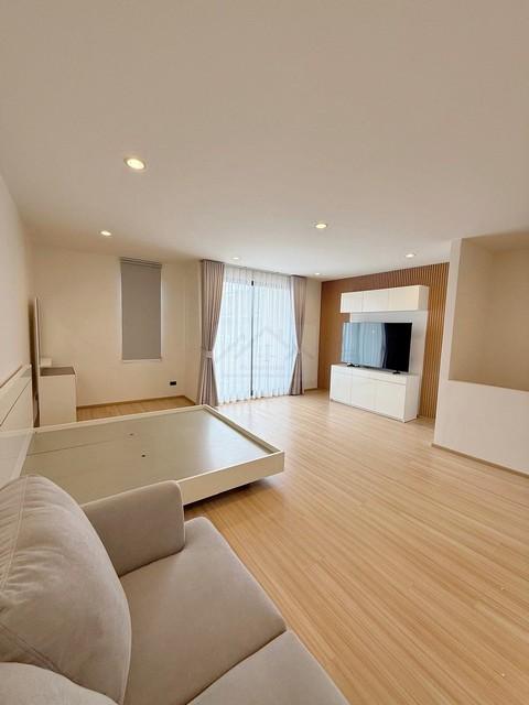 ให้เช่าทาวน์โฮม 3.5 ชั้น หลังมุม โครงการ Shizen พัฒนาการ 32 มี Double volume บ้านใหม่ เฟอร์พร้อมอยู่ ใกล้ทางด่วน ใกล้ทอง 6