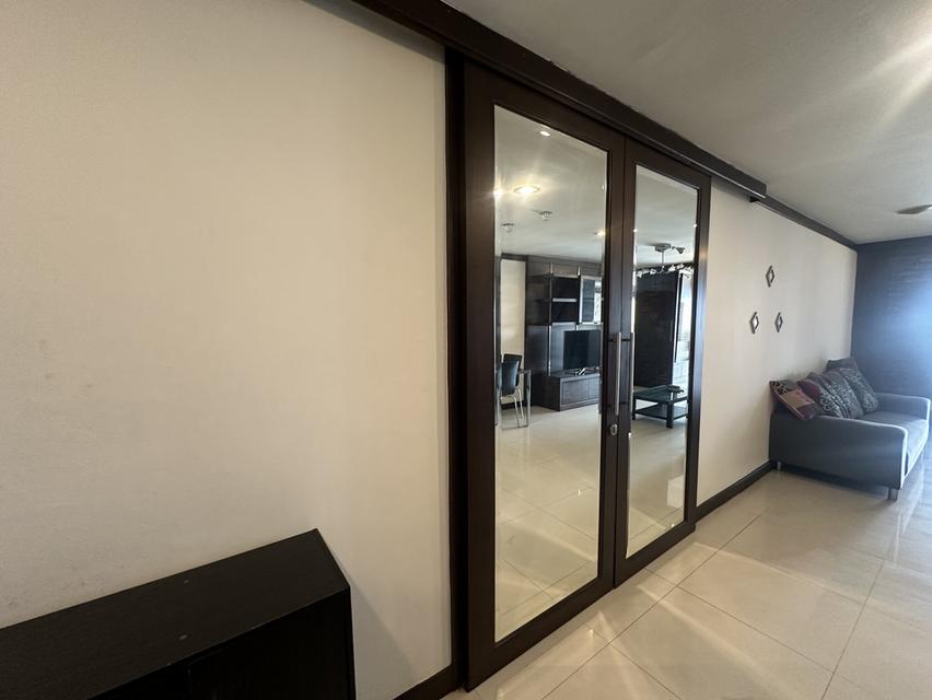 State Tower for rent 1 bedroom 1 bathroom 68 sqm rental 22,000 baht/month 2