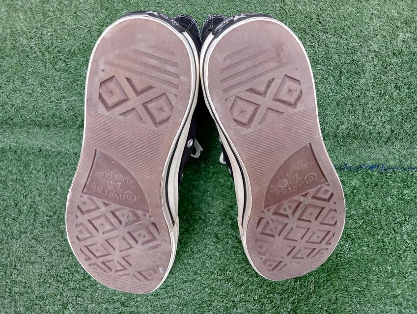 CONVERSE ผ้าใบหุ้มข้อมือสอง สภาพเหมือนใหม่ จัดส่งฟรี!!!เก็บปลายทาง