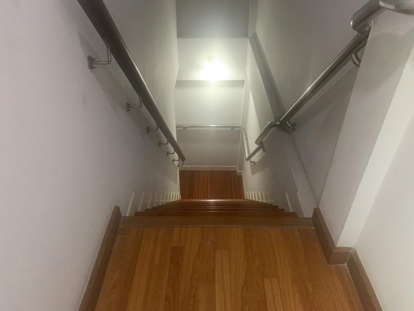 🚨 ขายด่วนมาก! ทาวน์โฮม 3 ชั้น The Exclusive พัฒนาการ 44 | 4 นอน 4 น้ำ จอด 2 คัน เพียง 5.75 ล้าน 6