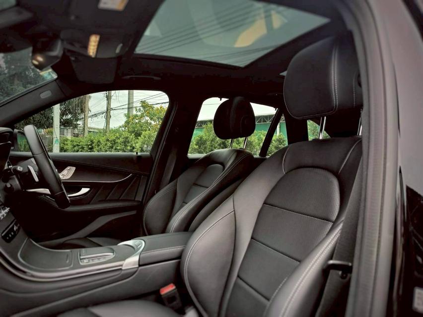 รหัสรถ 67GG1596 Benz GLC300e 4MATIC AMG ปี2022 7