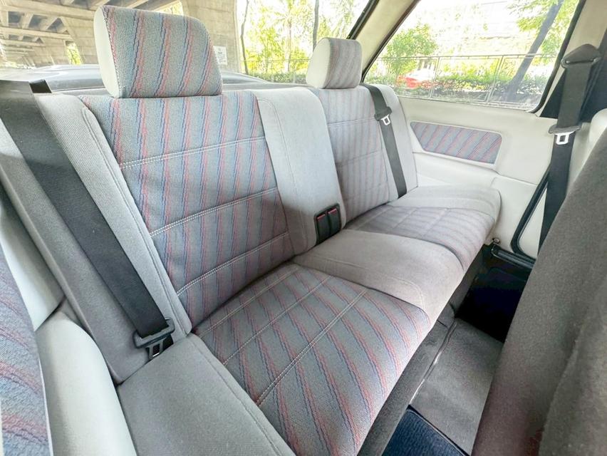 1990 BMW 318i 1.8 E30 MT 2 ประตู  เกียร์ธรรมดา พร้อมใช้งาน รูปที่ 15