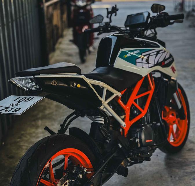 ขายรถมือ 2 สุดเท่ KTM Duke 390 3