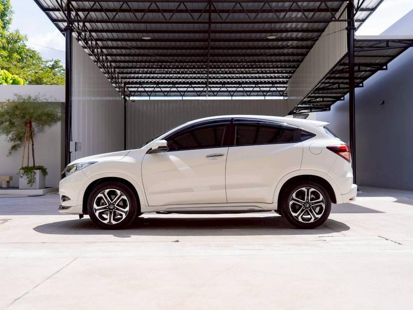 Honda HR-V 1.8E Limited ปี จด 2017