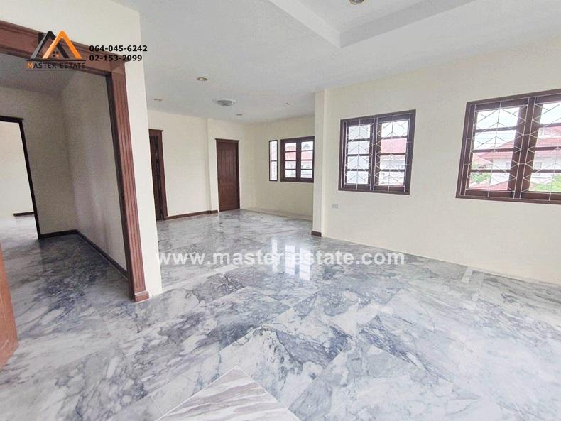 ม.มณียา บ้านเดี่ยวหลังใหญ่ 204.8 ตร.ว. จัดสวนตกแต่งสวยงาม 5 นอน 4 น้ำ อ.เมือง จ.นนทบุรี พท.ใช้สอยมากถึง 410 ตรม. 5