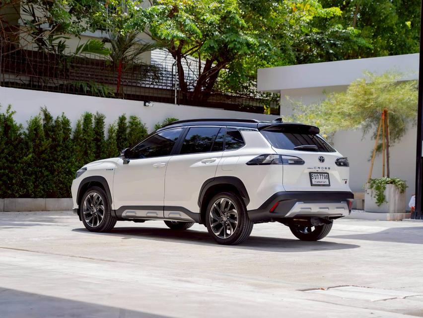 TOYOTA COROLLA CROSS 1.8 HYBRID GR SPORT ปีจด 2024 7