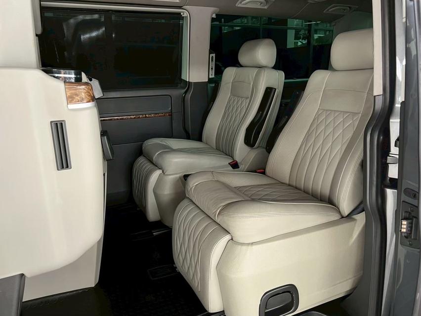 VOLKSWAGEN CARAVELLE 2.0 BI TDI 9