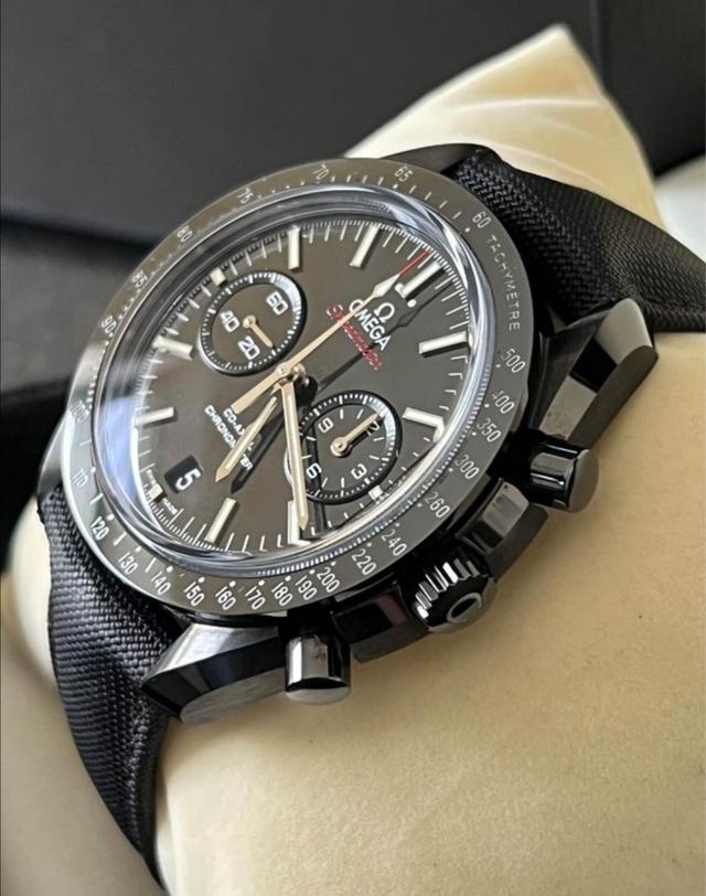 Omega Speedmaster Dark Side of the moon 44.25mm Automatic 4