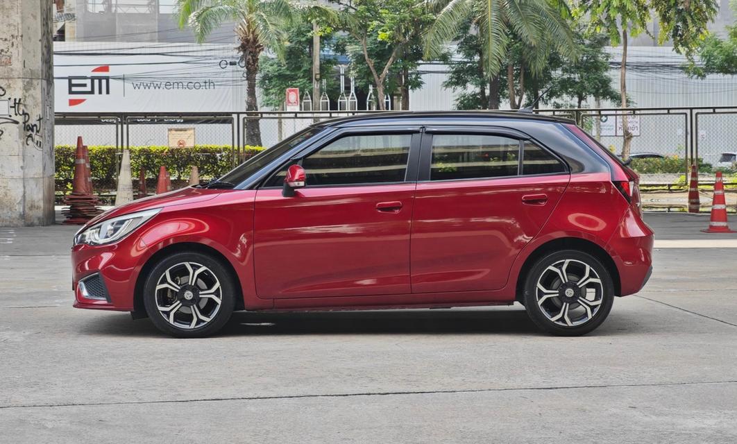 MG-3 1.5 X Sunroof AT ปี 2019 4