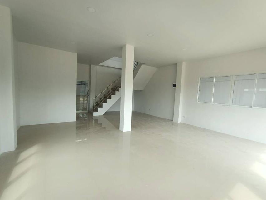 ให้เช่าหรือขาย โกดัง คลังสินค้า โรงงานทรัพย์รุ่งเรือง ( คลองมะเดื่อ ) ขนาด 735 ตร.ม. กระทุ่มแบน สมุทรสาคร 12