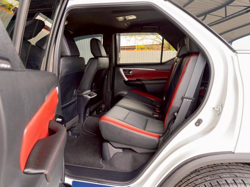 ไมล์แท้ 768 km.TOYOTA FORTUNER 2.4 LEGENDER 2WD ปี 2025 13