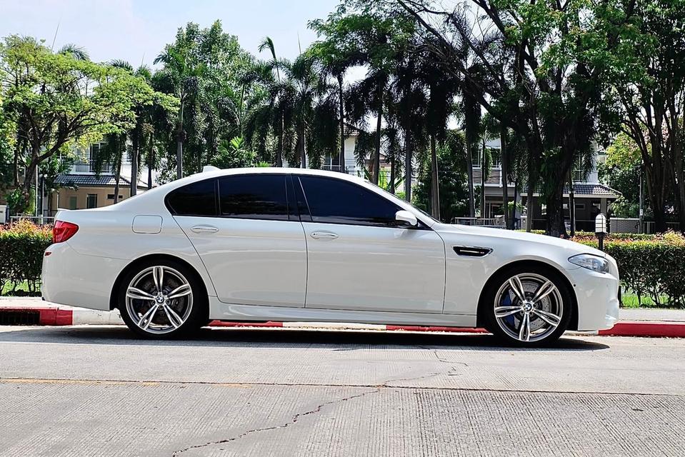 M5 (F10) 4.4L V8 Twin-Turbo รูปย่อยที่ 4