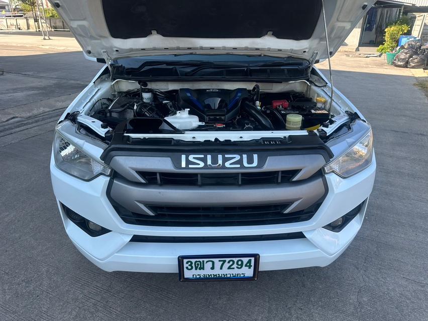 Isuzu 17