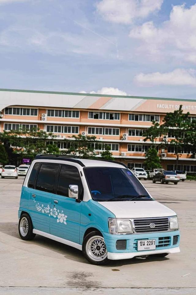 Daihatsu Mira Move 4