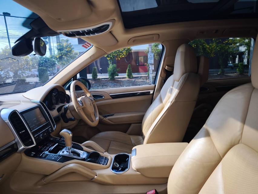 รหัสรถ KPV2357 2012 Porsche Cayenne S hybrid 15