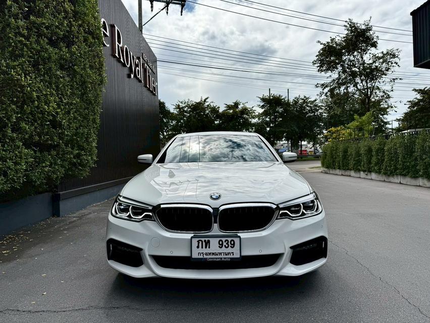 BMW 520 d M-Sport ปี 20 สีขาว ดีเซล ไมล์น้อยสุดในตลาด 40000 โลแท้ๆ มือเดียว สภาพเหมือนป้ายแดง