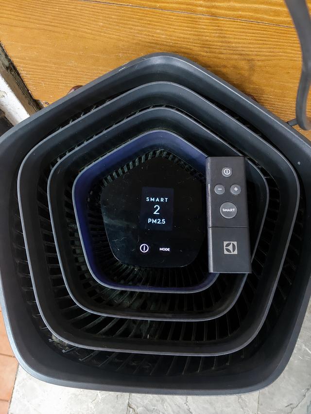 ขายเครื่องฟอกอากาศ Electrolux Pure A9 รุ่นใหญ่ พร้อมรีโมต รูปที่ 3