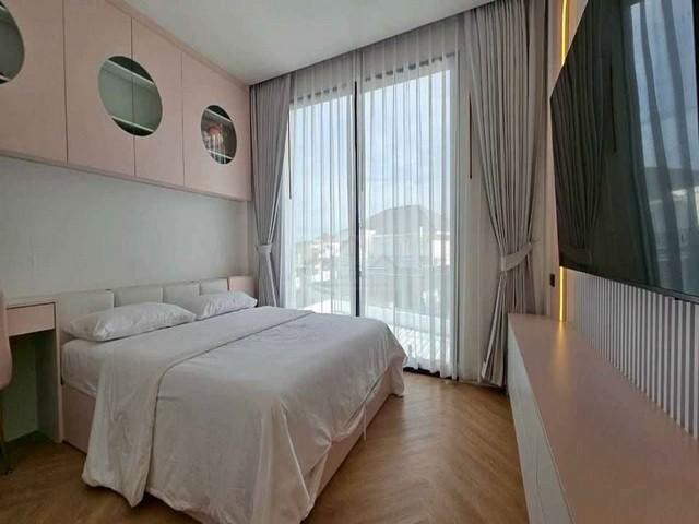 ให้เช่าบ้านเดี่ยวใหม่ 2 ชั้น สไตล์นอร์ดิก 66 ตร.วา 4 ห้องนอน หมู่บ้านนครินทร์การ์เด้น ซ.ร่มเกล้า 19-1 ใกล้สนามบินสุวรรณภ 6