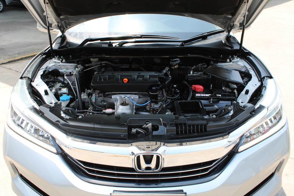 HONDA ACCORD 2.0 E สีเงิน ปี18 รูปที่ 13