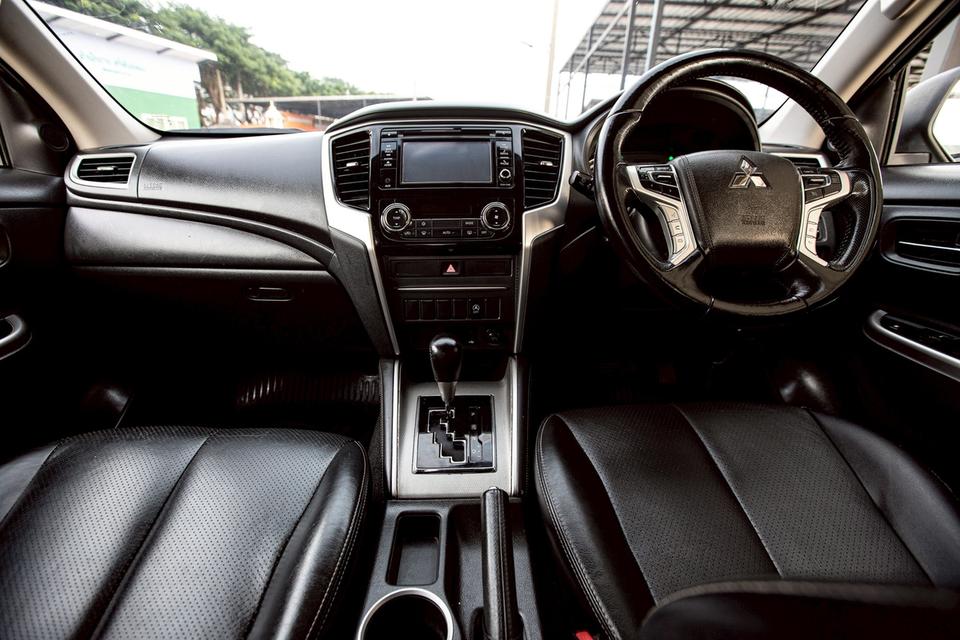 MITSUBISHI TRITON 2.4GT PLUS DOUBLE CAB ปี 2019 สีเทา เกียร์ออโต้  16