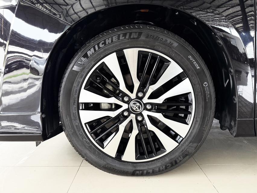  Toyota Vellfire 2.5 CVT (ปี 2019) Wagon AT 17