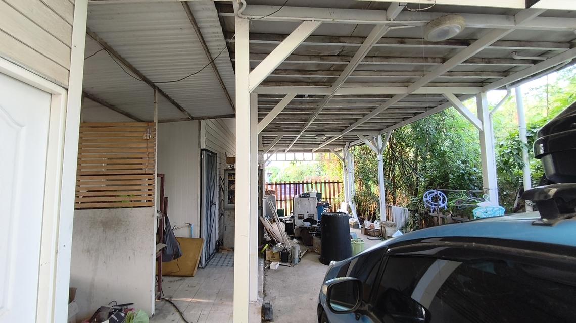 ด่วน....ถูก และ ดี รามอินทรา34 -ติดทางด่วน ขายที่ดิน42 ตรว แถมบ้าน !!!2 ชั้น 3น. 3 น 3 แอร์ 3จอดรถ /2.99 ลบ. 19