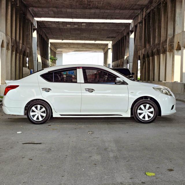 NISSAN ALMERA 1.2 E  ปี 2013 (โฉม ปี11-20) เกียร์ ธรรมดา สีขาว เบนซิน + LPG ไมล์ 297,492 km.  4