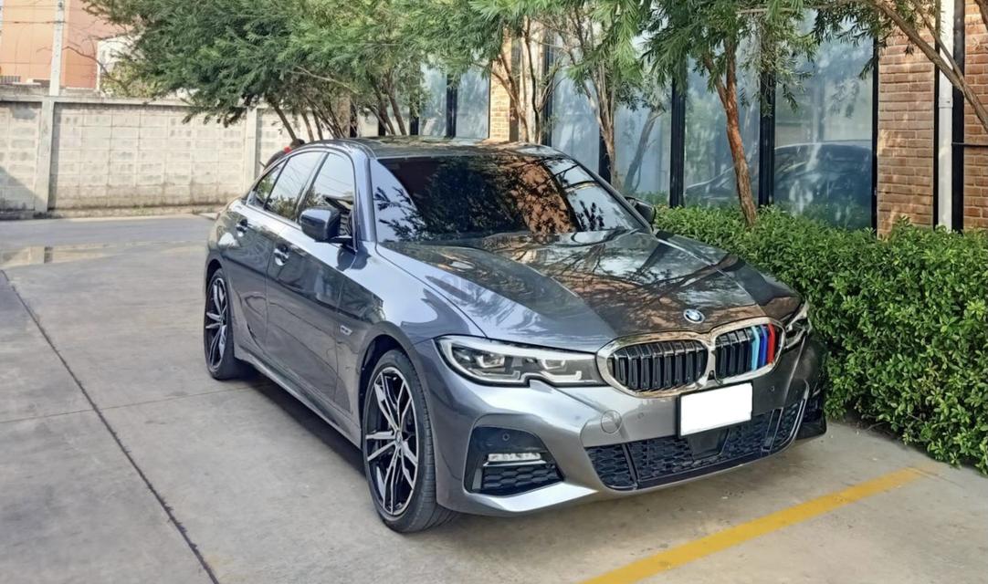 ขายรถ BMW 330e G20 M sport ปี2021 รถสวย สภาพดี ไมล์น้อย เจ้าของใช้มือเดียว 1