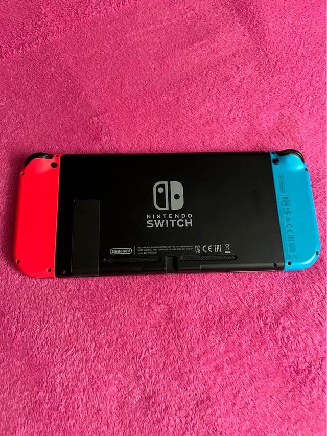 ขายเครื่อง Nintendo Switch V2. กล่องแดง 3