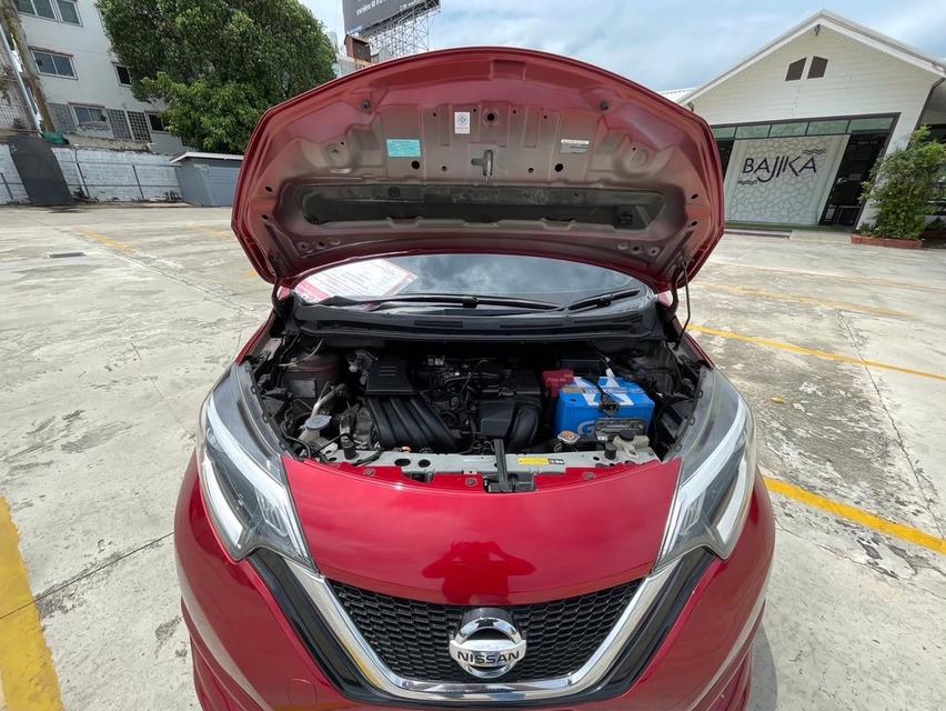 Nissan Note 1.2V ปี 2017 AT สีแดง รูปที่ 14