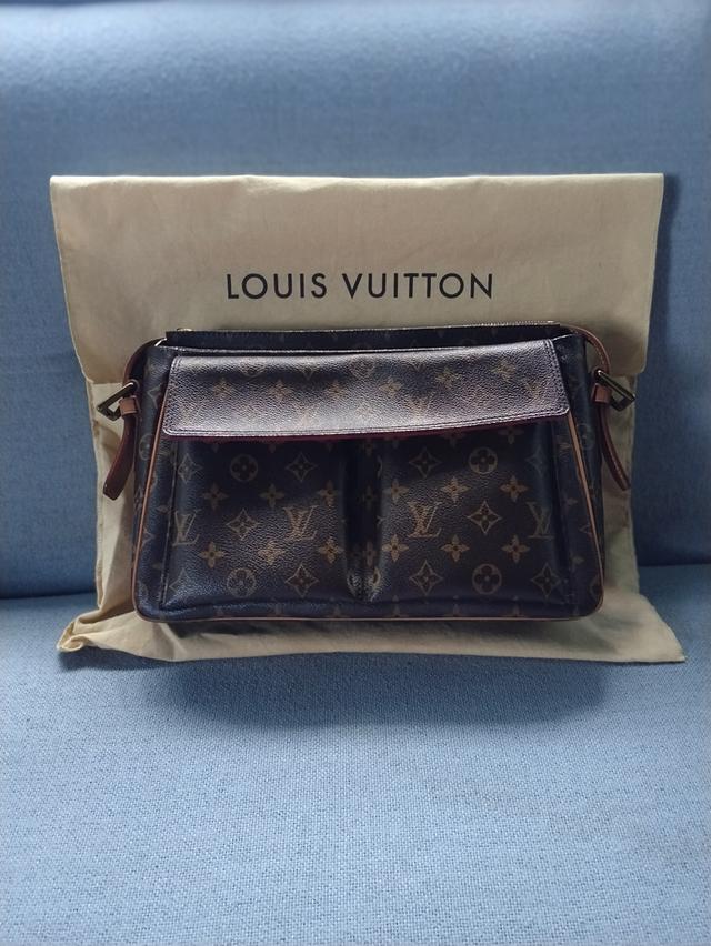 กระเป๋า Lv VIVA-CITE GM