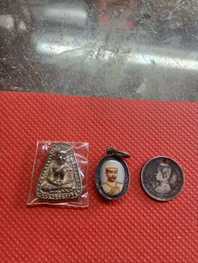 เหรียญเนื้อเงินพระเนื้อเงินแท้