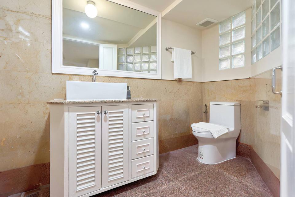 🏙️ให้เช่าคอนโดสวยหรู ดีไซน์ทันสมัย ห้องมุมเป็นส่วนตัว วิวเมืองพาโนรามา 4