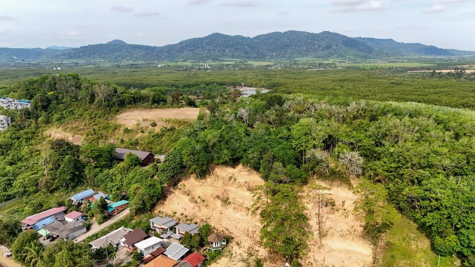 ที่ดิน 8 ไร่กว่า ใกล้ท่าเทียบเรืออ่าวปอ ถลาง 2
