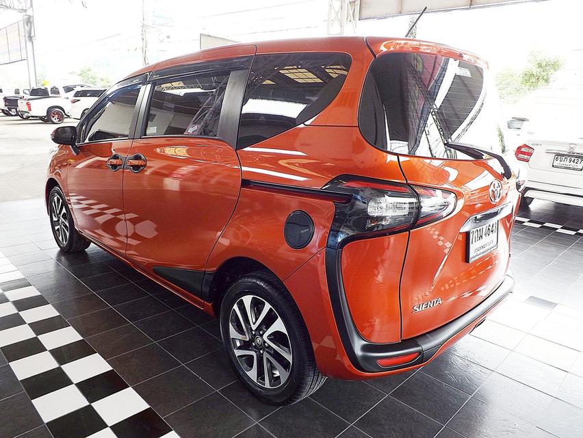 รหัสรถ KCY4643 TOYOTA SIENTA 1.5V AUTO ปี 2018 สีส้ม 11