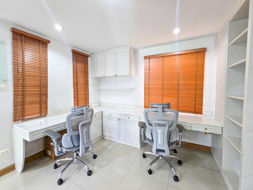 ให้เช่า บ้านเดี่ยว 2 ชั้น หมู่บ้าน เฮ้าส์ ออฟ เดอะ คานารี่ – สวนเสือศรีราชา บ้านสวย เฟอร์นิเจอร์บิ้วอิน พร้อมเครื่องใช้ไฟฟ้าครบ จอดรถได้ 2 คัน พร้อมเข 14